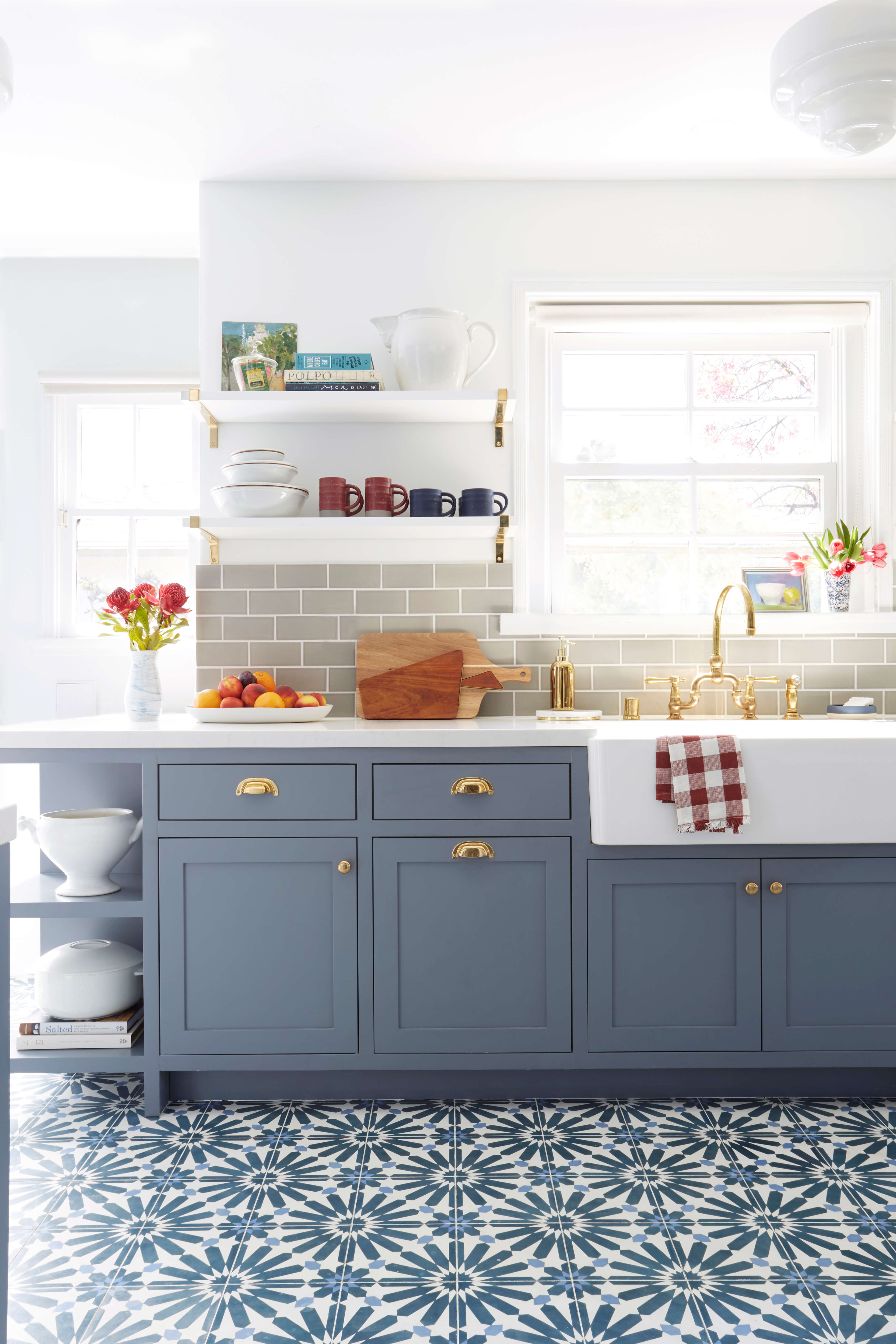 open shelving in kitchens