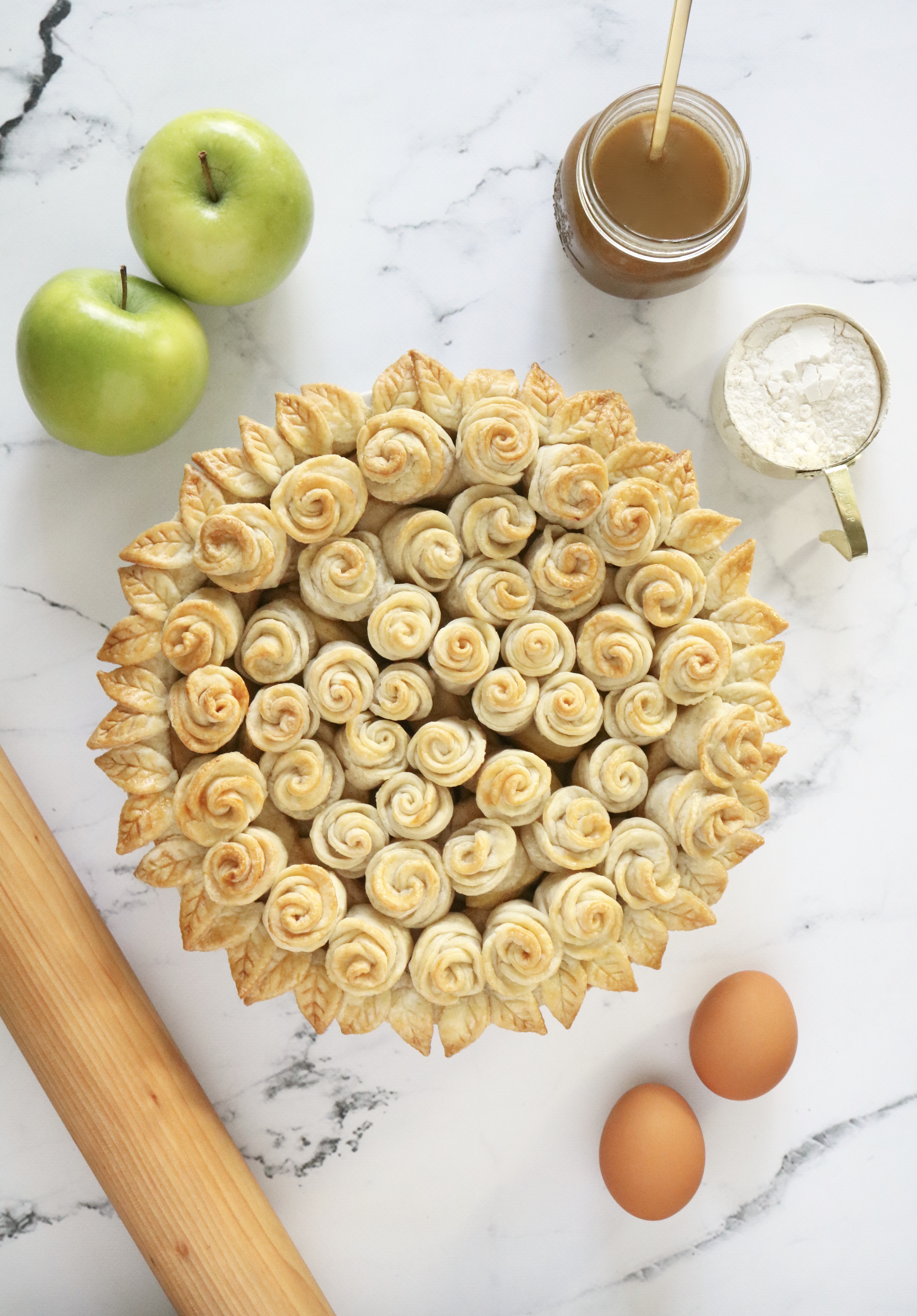 maple bourbon apple rose pie