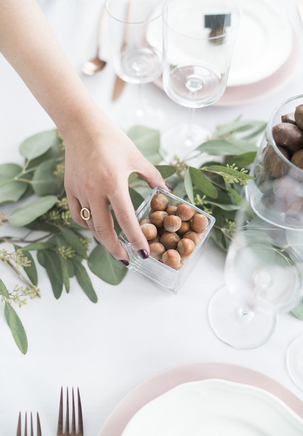 holiday table setting